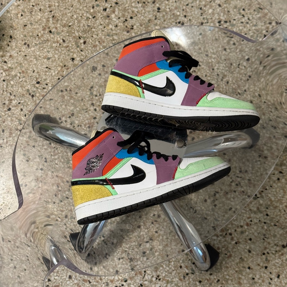 Air Jordan 1 Mid SE “Lightbulb / Multi-Color” CW1140-100